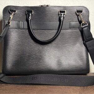 Louis Vuitton Black Bassano GM Epi Briefcase